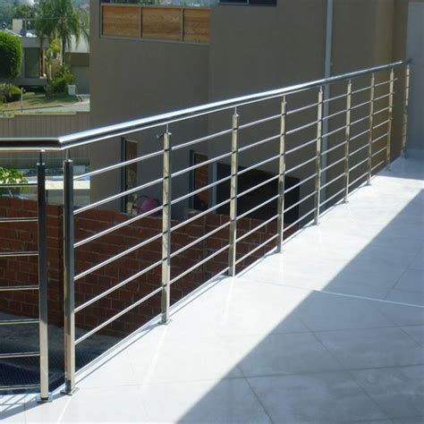 Ss304 Solid Rod Stainless Steel Railing Design for Balcony / Stairs ...