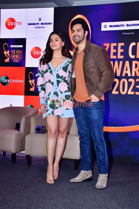 Photos: Alia Bhatt and Varun Dhawan attends the Zee Cine Awards 2023 ...