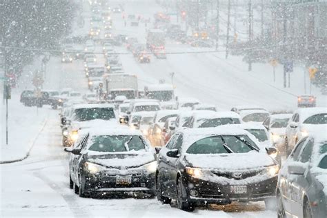 暴风雪席卷美国东北部 纽约或迎4年来最大降雪_图片频道_财新网