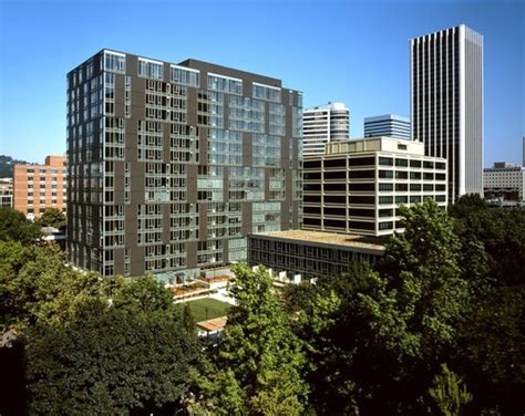 Cyan / PDX Building / THA Architecture Inc. & GBD Architects | ArchDaily