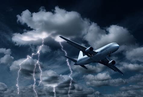 Can Turbulence Cause An Airplane Crash? » ScienceABC