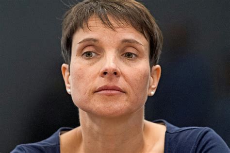 Ex-AfD-Politikerin Frauke Petry wird ihr altes Bett nicht los