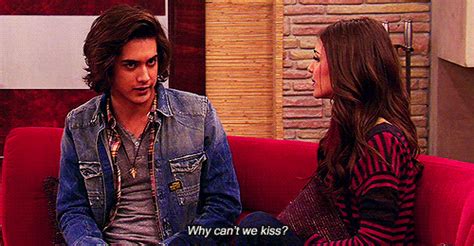 Awww they so want to kiss again and they should've | Tori and beck, Old tv shows, Victorious