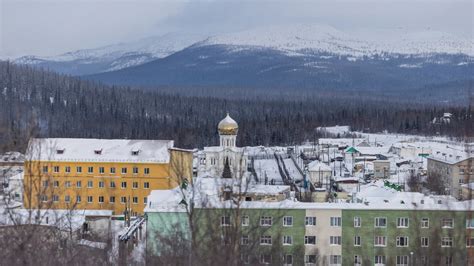 Inmates at ‘Polar Wolf’ prison reveal what REALLY happened night Alexei ...