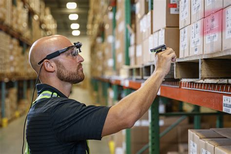 Wearables improve warehousing productivity