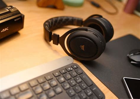 Corsair HS70 Wireless Gaming Headset Review - Gamer Necessary