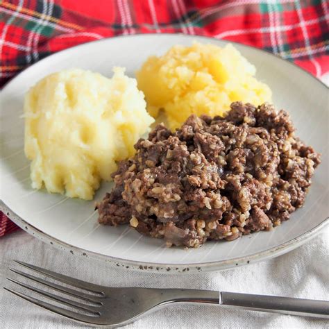 Simplified haggis Scottish Dishes, Scottish Recipes, Irish Recipes, Lamb Recipes, Cooking ...