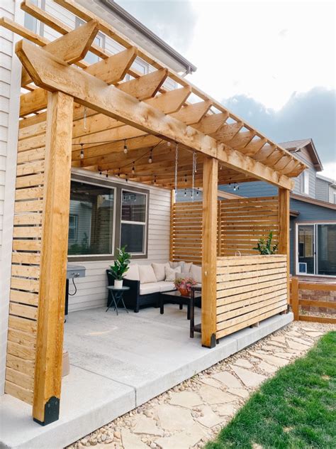 DIY Pergola: How to Build a Pergola on a Patio with Wood Slat Privacy ...