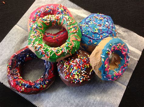 The smARTteacher Resource: Paper Mache' Donuts | Paper mache art projects, Paper mache art ...