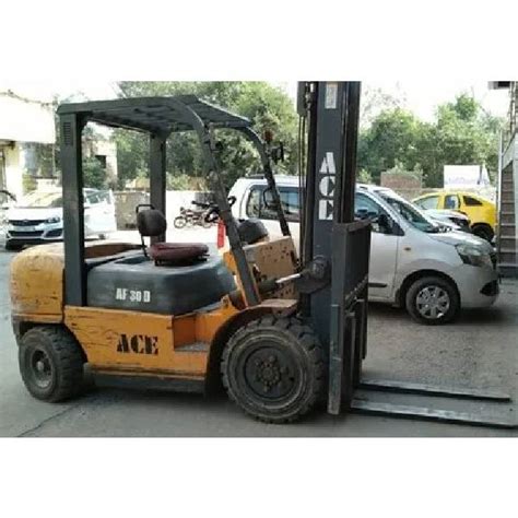 Used Old Forklift Trucks in Faridabad - Stack & Move Solutions