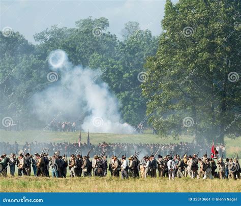 Gettysburg Battle Reenactment Editorial Photo - Image of gettysburg ...