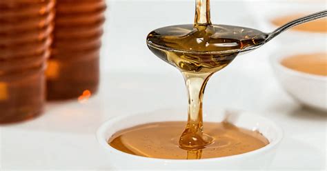 5 Surprising Benefits of Adding Honey in Coffee