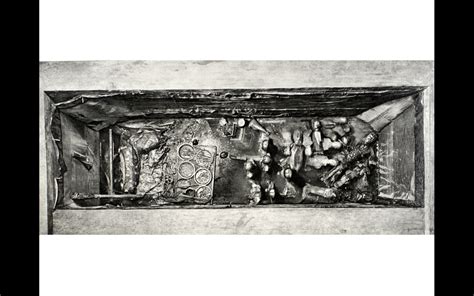 Wooden outer chamber of the Mawangdui tomb of Lady Dai, excavated at Mawangdui, Ch'angsha, Hunan ...