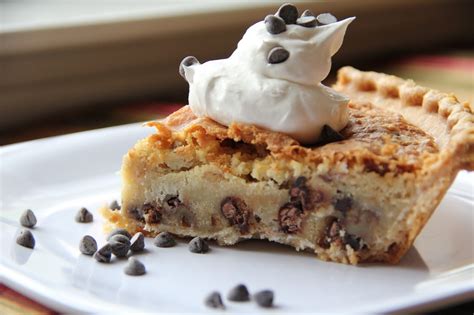 Chocolate Chip Pie | Mix and Match Mama