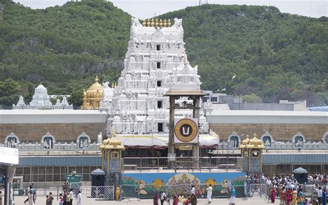 Sri Venkateswara Temple Tirupati | WhatsHot Hyderabad