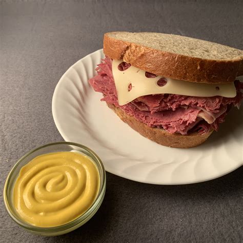 Cold Corned Beef Sandwich - Lehmans Deli