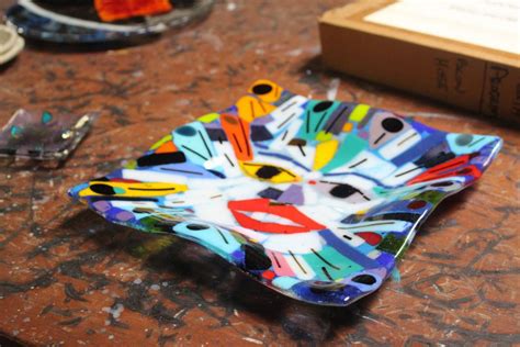 Glass Fusing Guide: What is Fused Glass [+How To Fuse Glass]