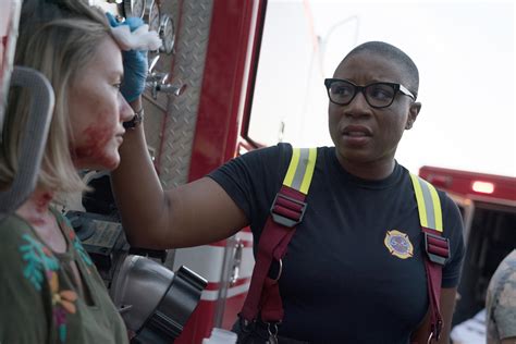 9-1-1: Actor Aisha Hinds gives the scoop on Season 2 – Exclusive Interview - Assignment X