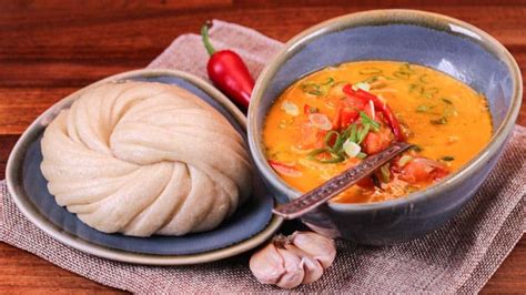 Tingmo & Ema Datshi, Bhutanese Steamed Bun & Chilli Soup Recipe - ChainBaker