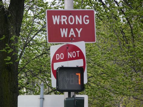 Wrong way | US Wrong Way sign | openpad | Flickr