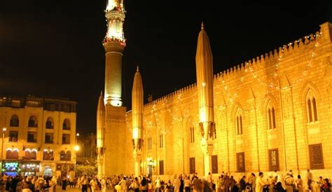 Prayer Now | Discover Imam Hussein Mosque | Prayer Times App