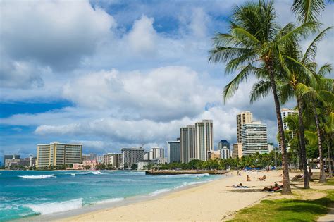 12 of the Best Beaches in Honolulu, Hawaii - Out of Town Blog