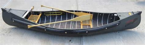 RADISSON ALUMINUM 12P CANOE, 12' WITH PADDLES AND MOTOR