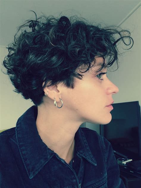 Curly Pixie Haircut Edgy Short Curly Haircuts : Pin On Hair Ideas / We ...