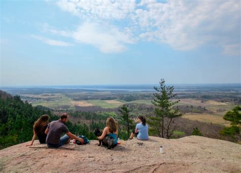 6 Fantastic Gatineau Park Trails: A Guide to Hiking in Gatineau Park ...