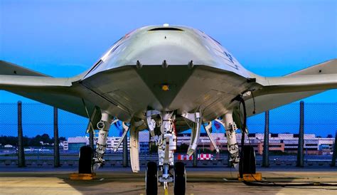 Boeing MQ-25 Stingray Will Extend The Combat Range of Fighter Jets ...