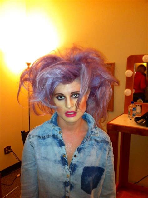 PHOTO Kelly Osbourne and her purple hair frazzled after 15 hour day * starcasm.net