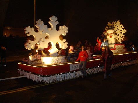 holiday float ideas | Ideas For Christian Christmas Parade Float Ehowcouk Pic #25 | Christmas ...