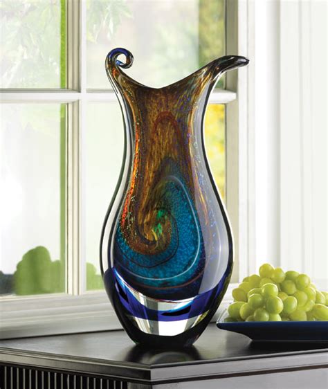 Glass Bowls: Decorative glass vases