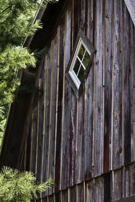 Barn Window stock photo. Image of farm, craftsmanship - 26640434