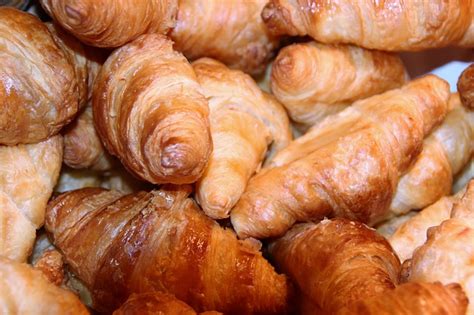 Flaky Butter Croissant Recipe