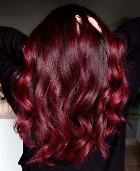 30 Posh Dark Red Hair Colors for the New Season - Hair Adviser