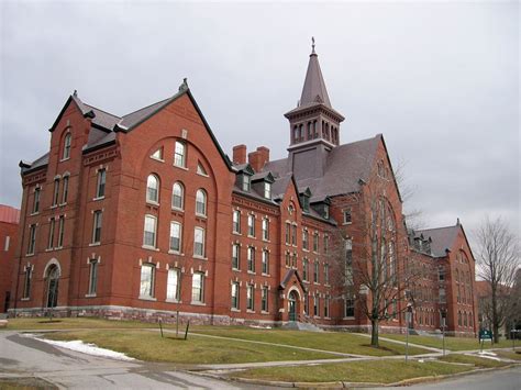 University of Vermont | Liberal Arts, Research Institution, Green ...