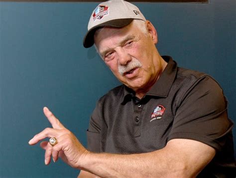 Larry Csonka visits Canton, talks Dolphins greatness, meeting Elvis