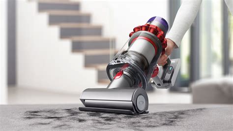 Dyson Cyclone V10™ Fluffy Extra Cordless Stick Vacuum | Dyson