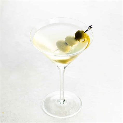 Best Dirty Martini Recipe - Umami Girl