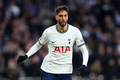 Rodrigo Bentancur spotted on Tottenham training pitch as he takes next ...