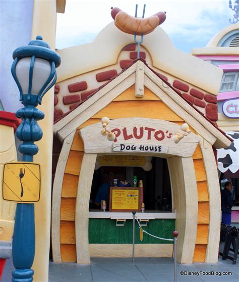 Pluto's Dog House | the disney food blog