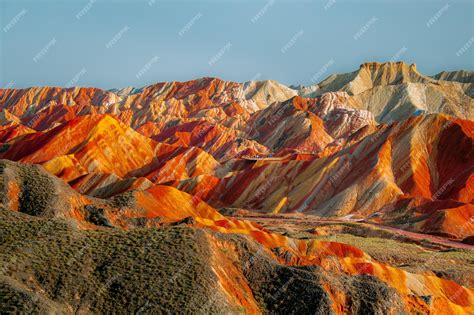 Premium Photo | Colourful Hills Scenic Area of Zhangye National Geopark ...