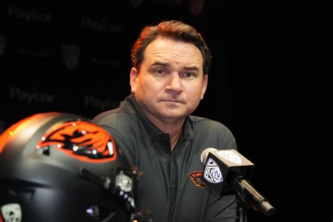 Oregon State's Jonathan Smith addresses quarterback competition ahead ...