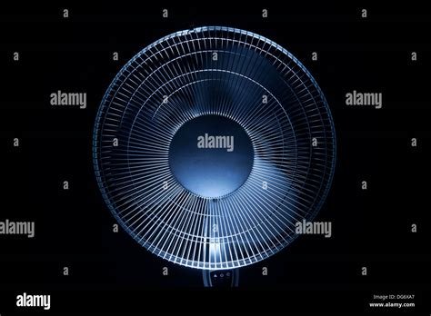 Cooling freestanding Oscillating Fan Stock Photo - Alamy