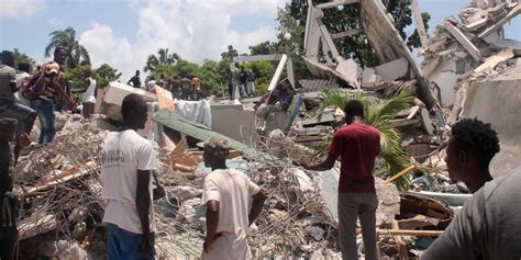 Séisme en Haïti : le bilan ne cesse de s'alourdir, 1.300 morts