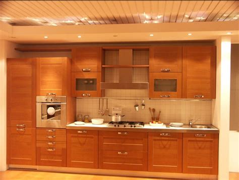 China Hard Maple Shaker Style Kitchen Cabinets in Full Overlay Photos & Pictures - Made-in-china.com