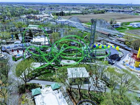 Adventureland IA from the air : rollercoasters