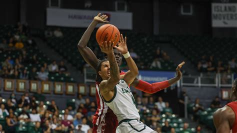 Hawaii men’s basketball wins Acrisure Invitational | KHON2