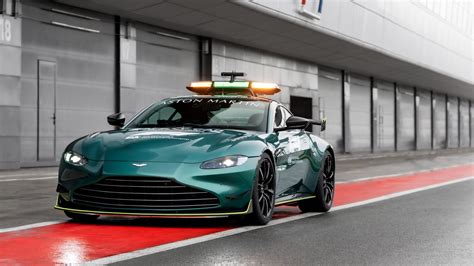 2021 Aston Martin Vantage F1 Safety Car Wallpapers | SuperCars.net